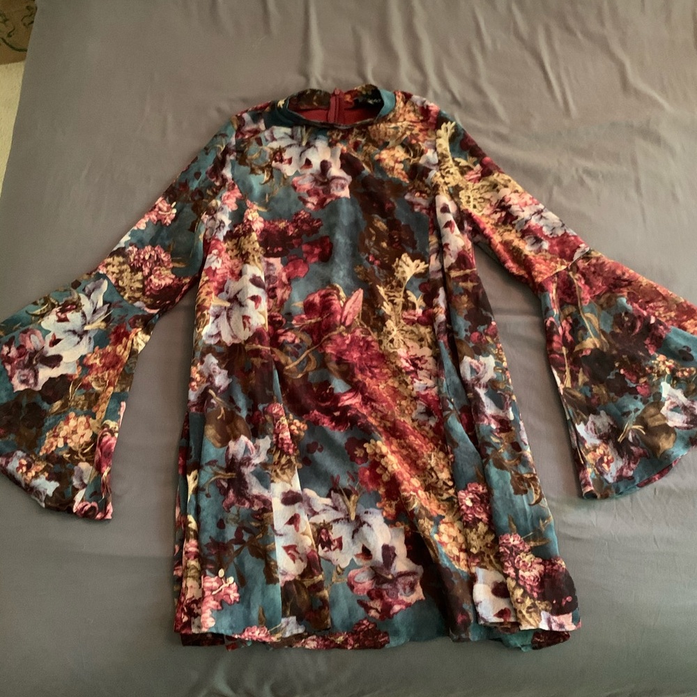 Lulus Floral Shift Dress - worn once!